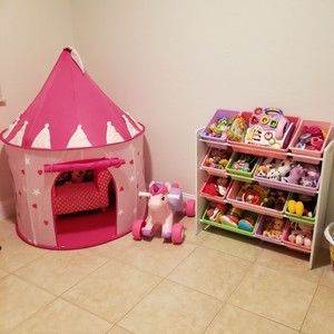 Meet your Posher, Elaine